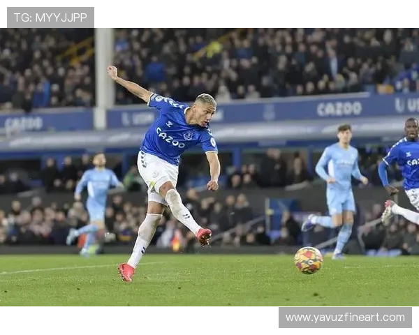 拉什福德与福登:天赋型球员发展轨迹对比分析 拉什福德与福登:天赋型球员发展轨迹对比分析