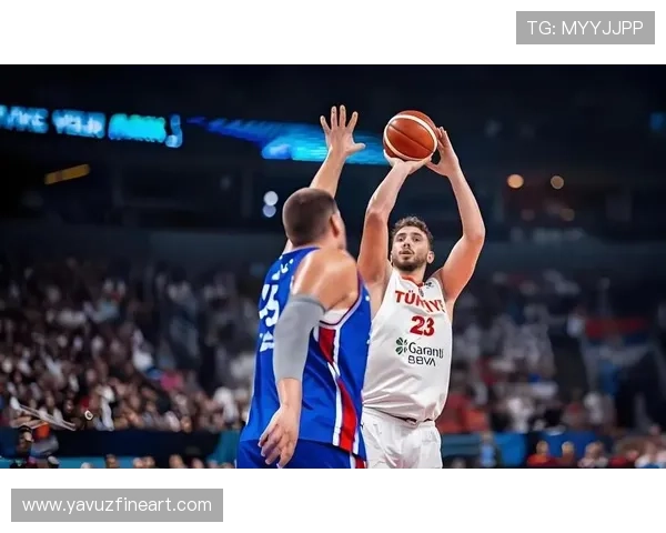 申京挡拆拉开空间效率优于约基奇，提升球队内线威胁